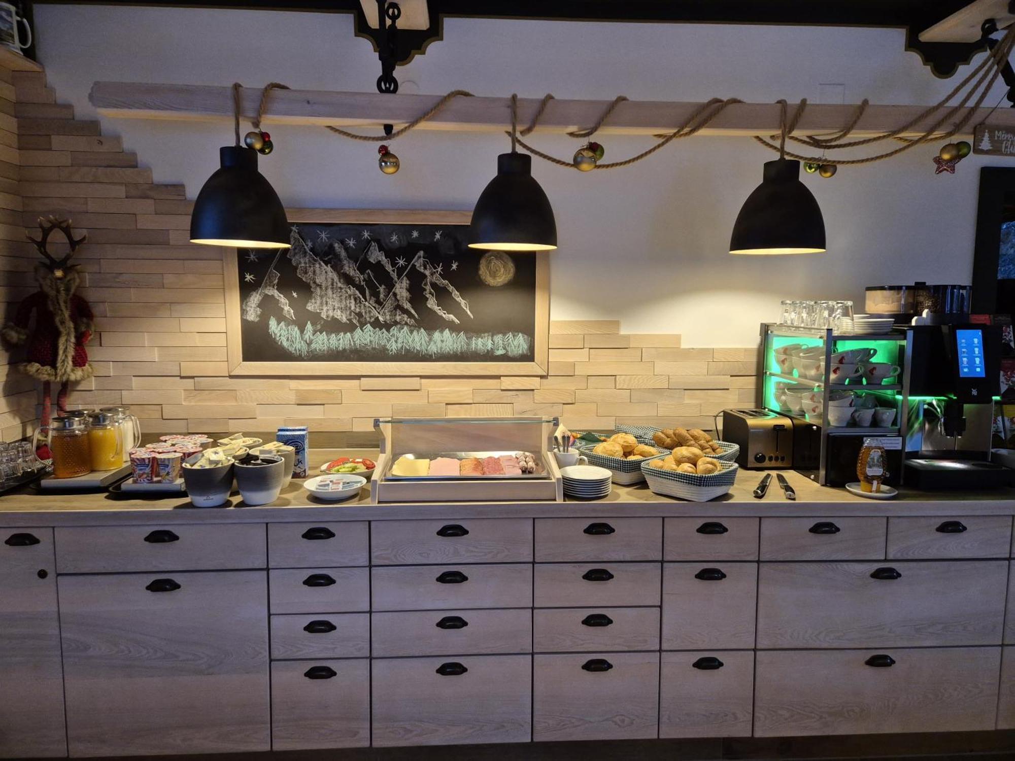 Gaestehaus Zum Steirischen Kuss ไอค์ ภายนอก รูปภาพ
