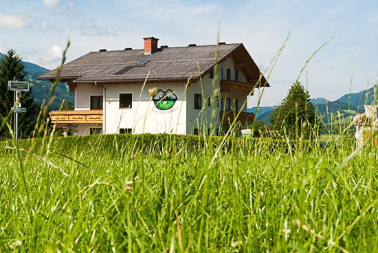 Gaestehaus Zum Steirischen Kuss ไอค์ ภายนอก รูปภาพ