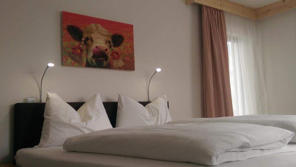 Gaestehaus Zum Steirischen Kuss ไอค์ ห้อง รูปภาพ